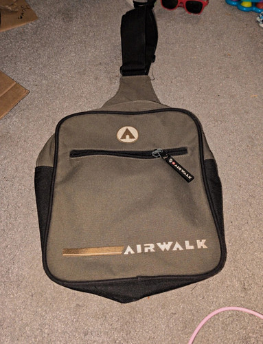 Airwalk medium crossbody sling - airwalk,