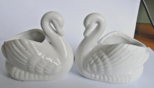 Pair two small ceramic - pair,