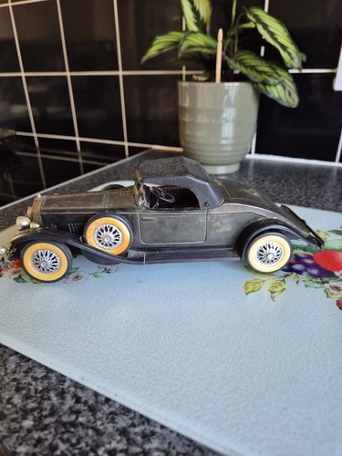 Vintage replica 1931