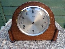 Vintage Smiths Mantle Oak Case