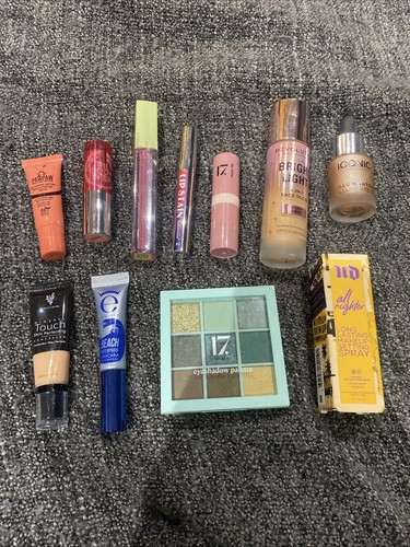 Urban decay revolution make - 17,