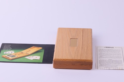 Vintage wooden cribbage board - wooden,