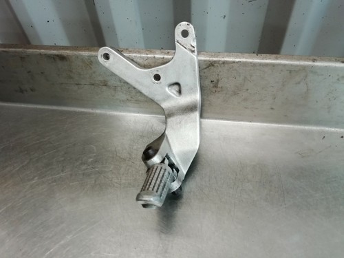 Suzuki gsxr750 left pillion - suzuki,