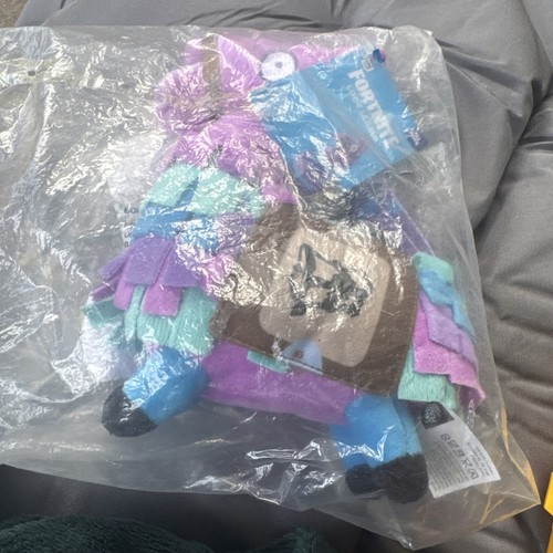 Fortnite loot llama russ soft - loot,