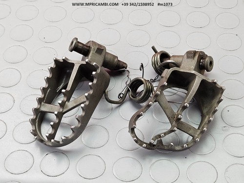 Pilot footrests supports - footrests,