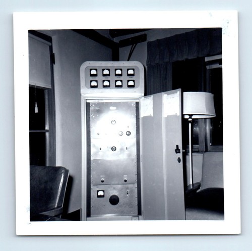 Old vintage square photo - photo, kwl