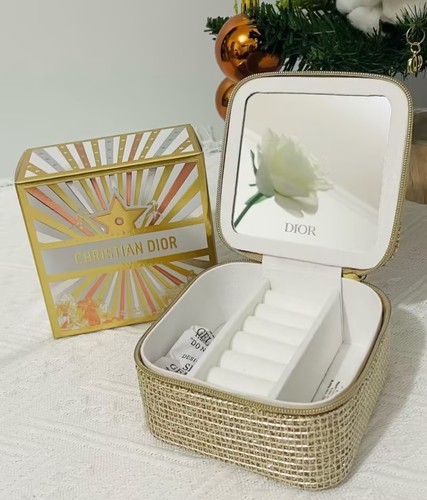 Christian dior beauty gold - dior,