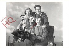 Postcard-:Kenneth More, Kay