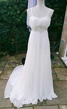 Stunning New Ivory Wedding