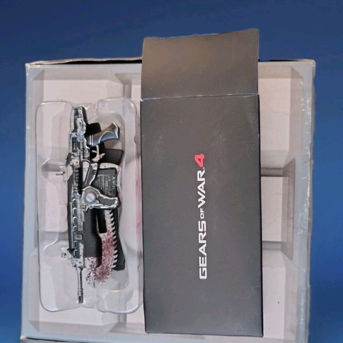 Gears war exclusive - war,