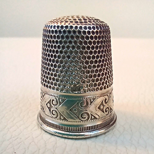 Antique silver thimble - silver,