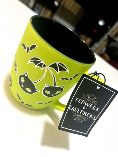 Cobwebs cauldrons toxic - cobwebs,