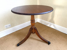 Regency Round Tripod Hardwood