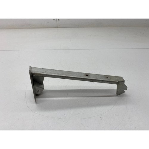 Vauxhall vx220 bracket 2002 - vauxhall,