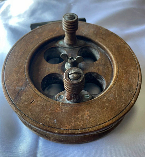 Antique wooden nottingham - 6",