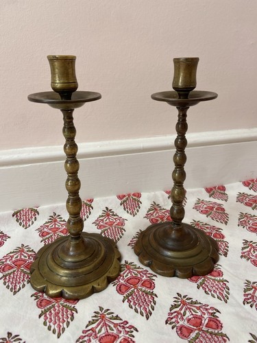 Pair solid brass scalloped - brass,