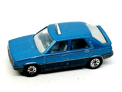 Matchbox superfast renault - matchbox,