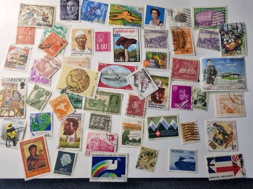 Worldwide postage stamp lot - worldwide,