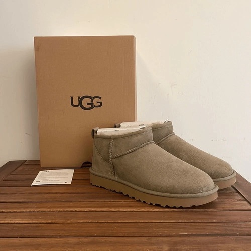 Bnib ugg classic ultra - classic,