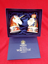 ROYAL WORCESTER LION and UNICORN Golden Jubilee Queen Elizabeth Candle Snuffers