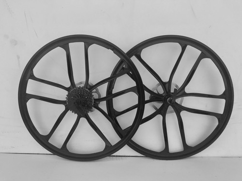 Magnesium bike wheels - wheels, 26”
