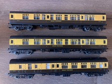 Rake 3 Hornby OO R743/R744 GWR Composite & Brake Third Coaches Brown/Cream. VGC