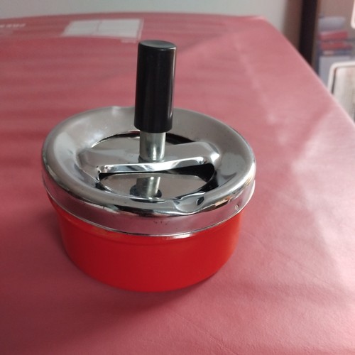Round push down ashtray - round, with