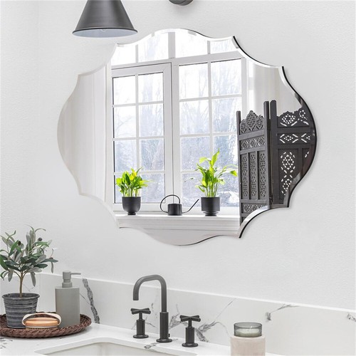 Scalloped edged oval wall - oval,
