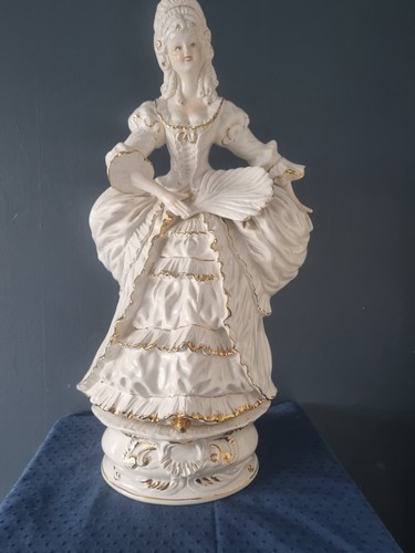Huge vintage capodimonte italy - huge,