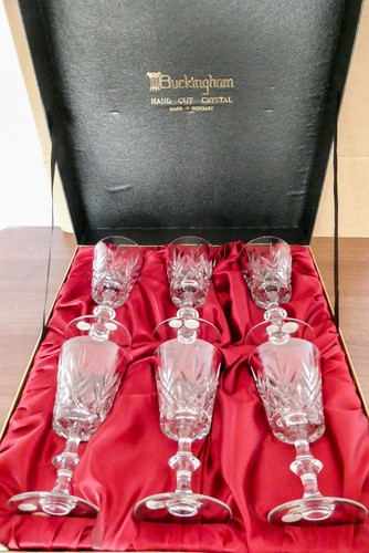 Buckingham hand cut crystal - hand,