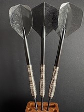Awesome preowned 22 gram Tungsten darts with great grip