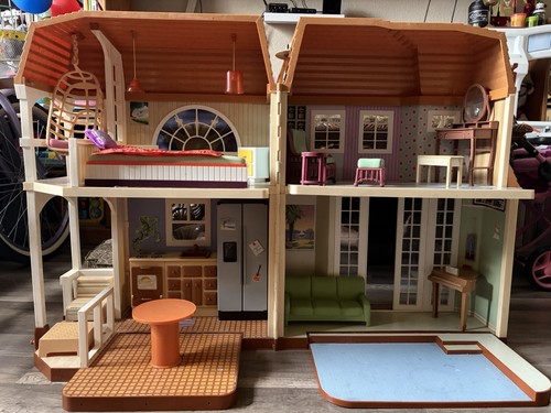 Hannah montana malibu beach - montana,