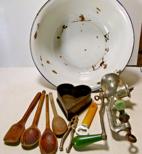 Kitchenalia enamel bowl spong - kitchenalia,