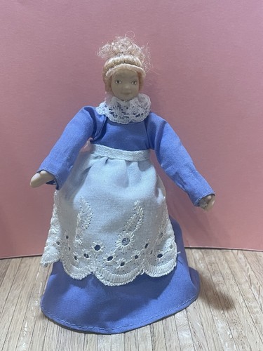 Dolls house emporium - dolls,