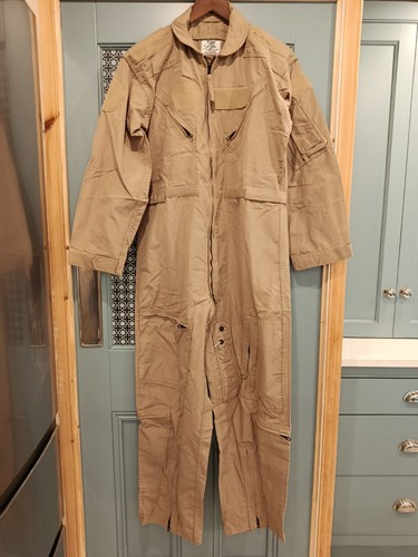 Desert tan flying - tan,