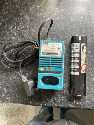 Makita battery 9000 - battery,