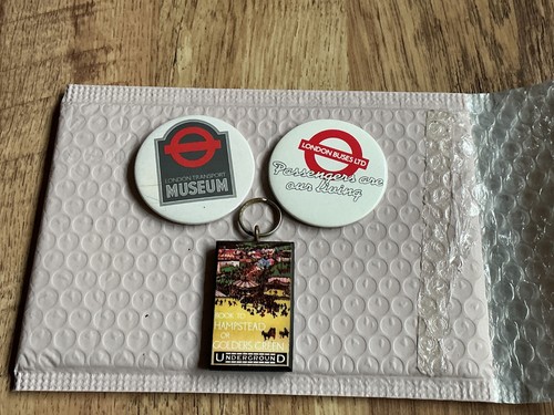 London transport vintage badge - london,