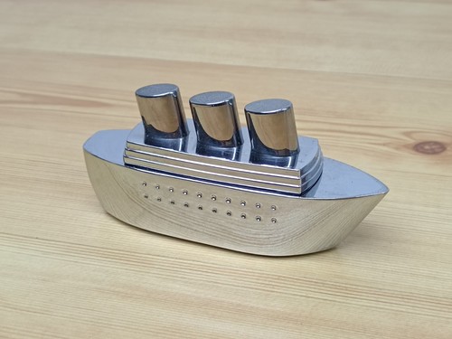 Troika oceanliner ship - troika,