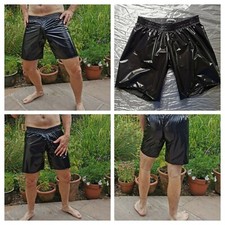 * SNUG FIT * MID-LENGTH SHORTS