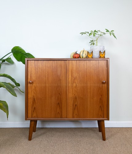 Vintage refinished teak mid - teak,