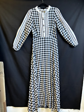 Jean Varon VTG prairie dress 70s. Maxi. Black & White Gingham check.  Front zip
