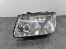 Volkswagen Bora 2001 headlight