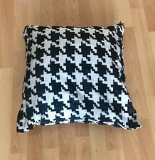 NWT FAB Black/Cream Dogtooth