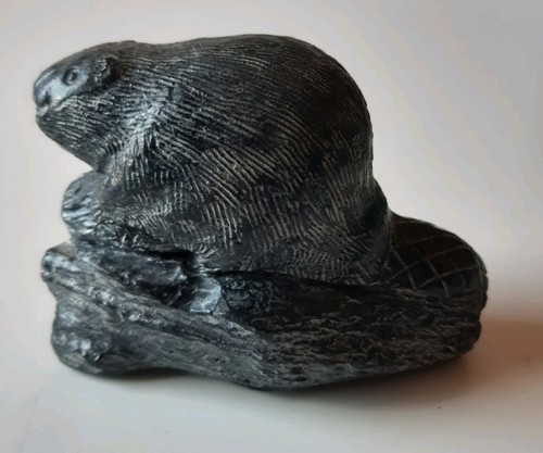 Vintage wolf sculpture - vintage,