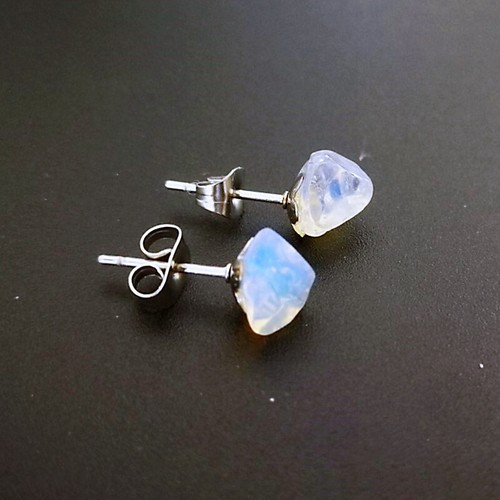 Natural opal quartz crystal - natural,