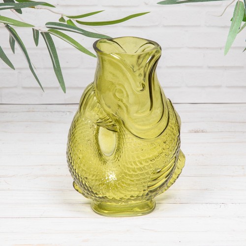 Glass fish gluggle - glass,