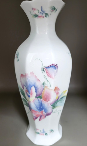 Aynsley little sweetheart - 'little,