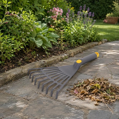 Small yard leaf rake garden - small,