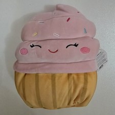 8-INCH DIEDRE SQUISHMALLOWS