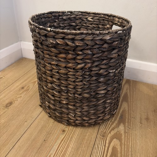 Brown woven water - brown,